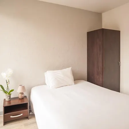 City Residence Chelles שלה