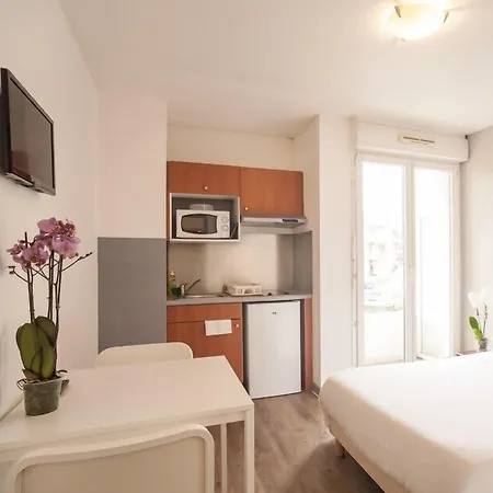 City Residence Chelles שלה