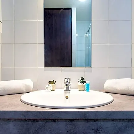 City Residence Chelles 2* Chelles (Seine-et-Marne)