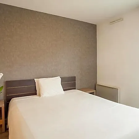 City Residence Chelles Aparthotel 2*