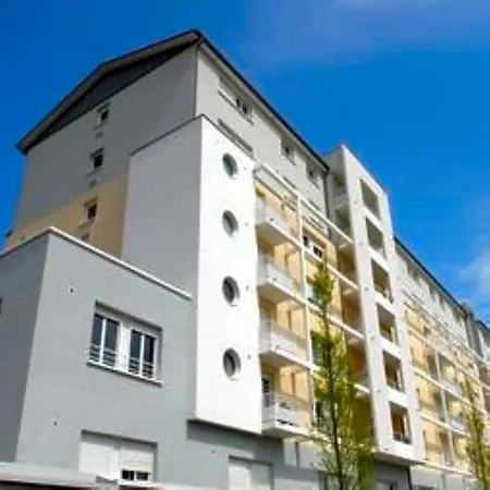 City Residence Chelles 2*