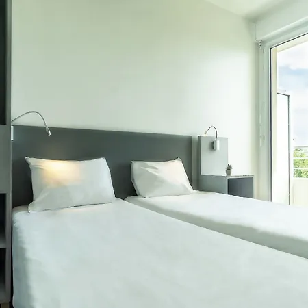 City Residence Chelles 2*