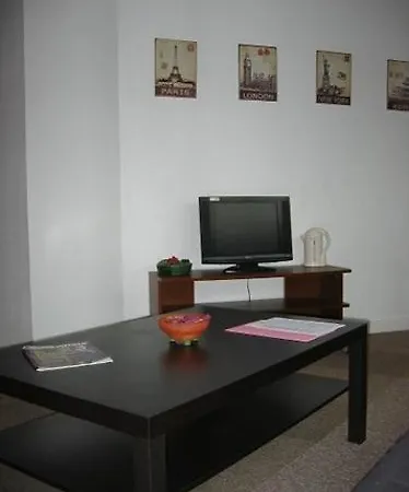 מלון דירות City Residence Chelles 2*